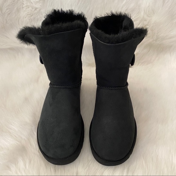 UGG Bailey Button Boots Black 5 - Picture 3 of 14